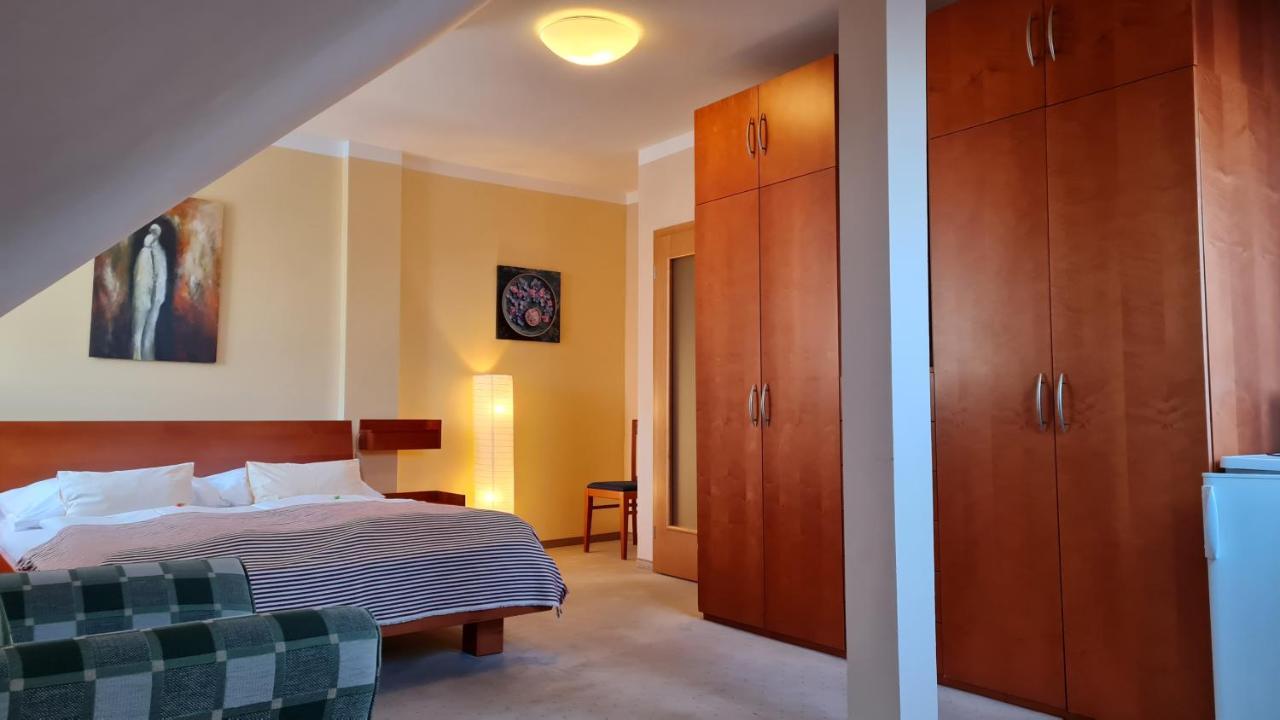 Hotel La Passionaria Marianske Lazne Exterior photo