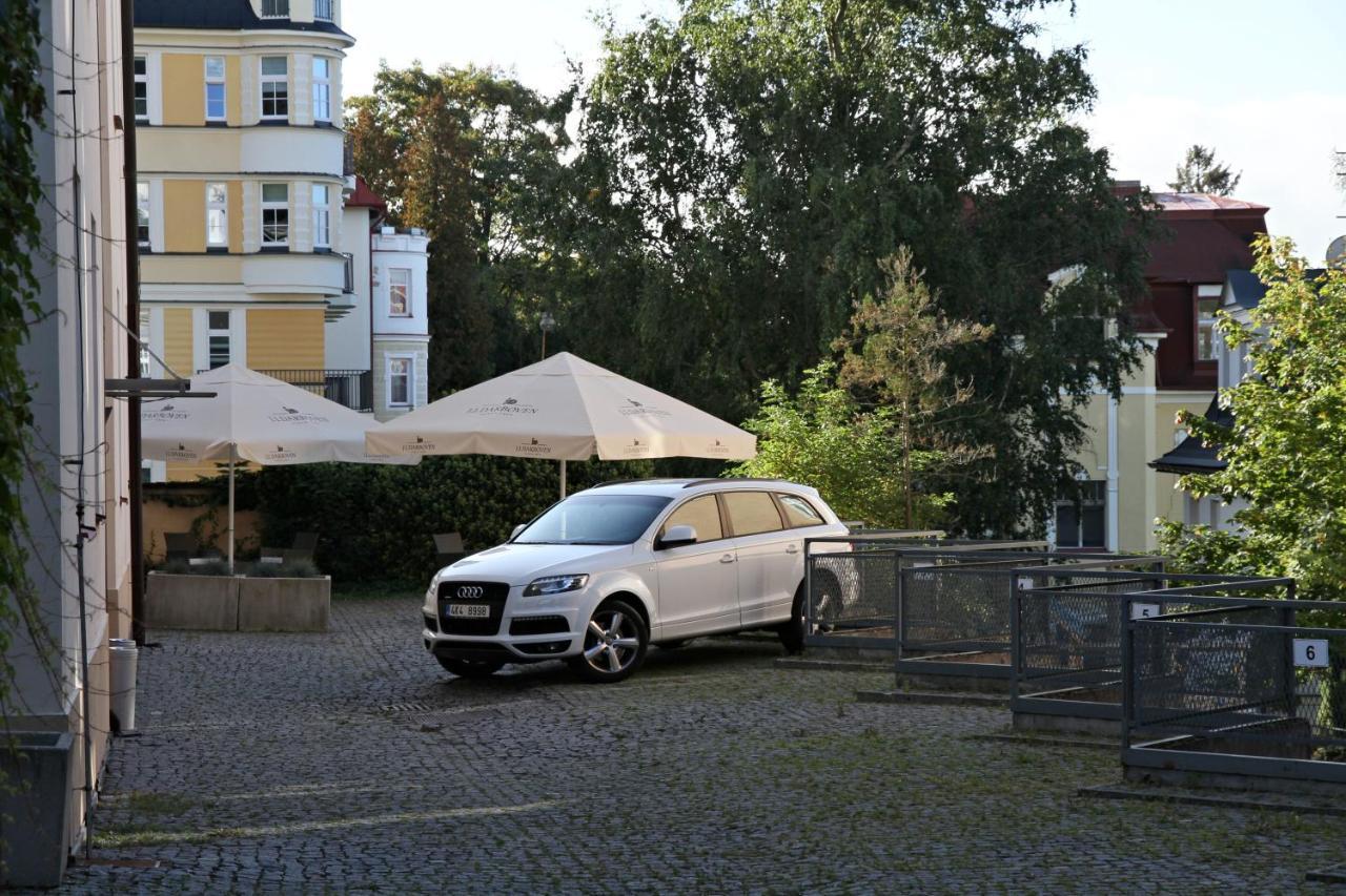 Hotel La Passionaria Marianske Lazne Exterior photo